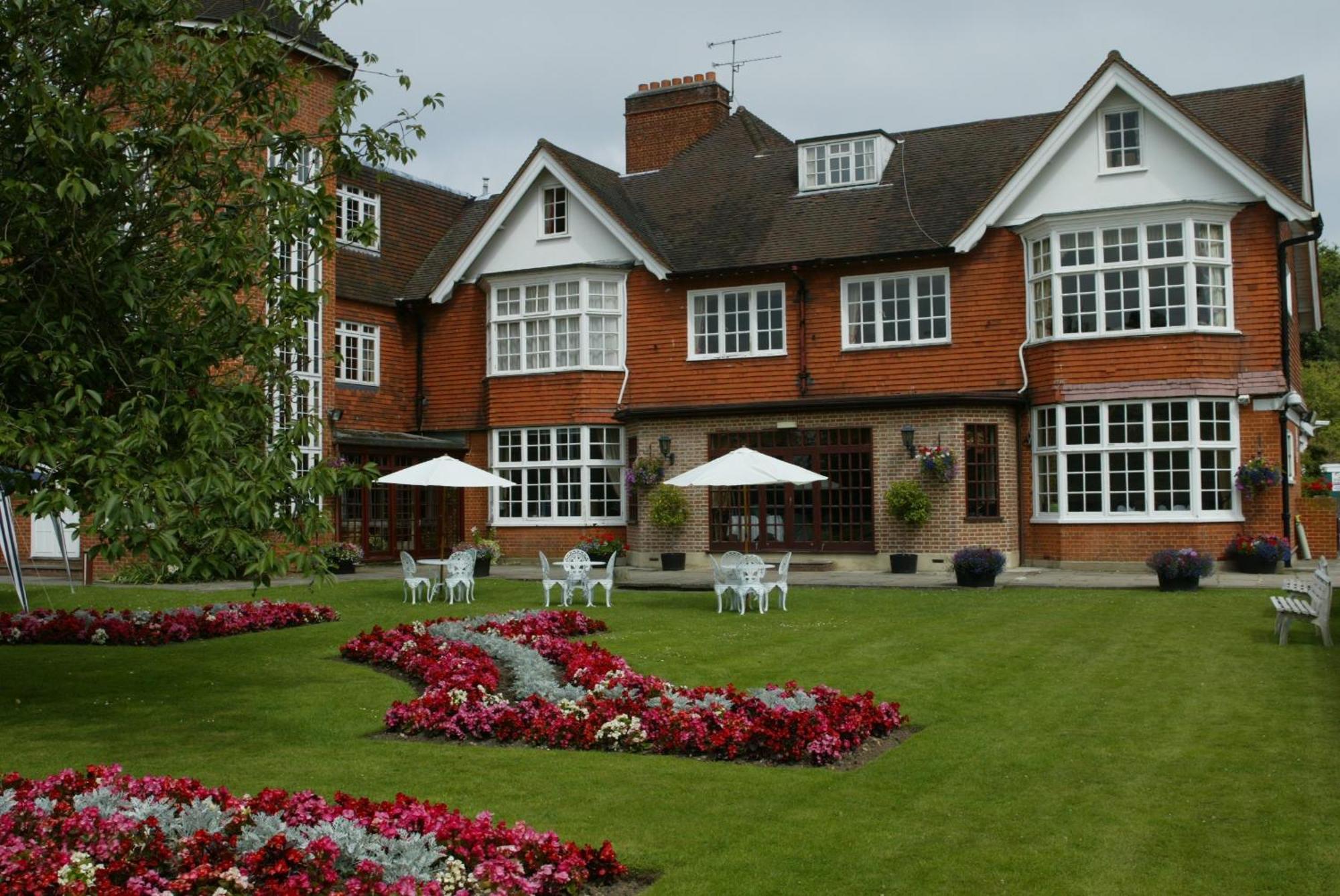 Grovefield House Hotel Slough Exterior foto